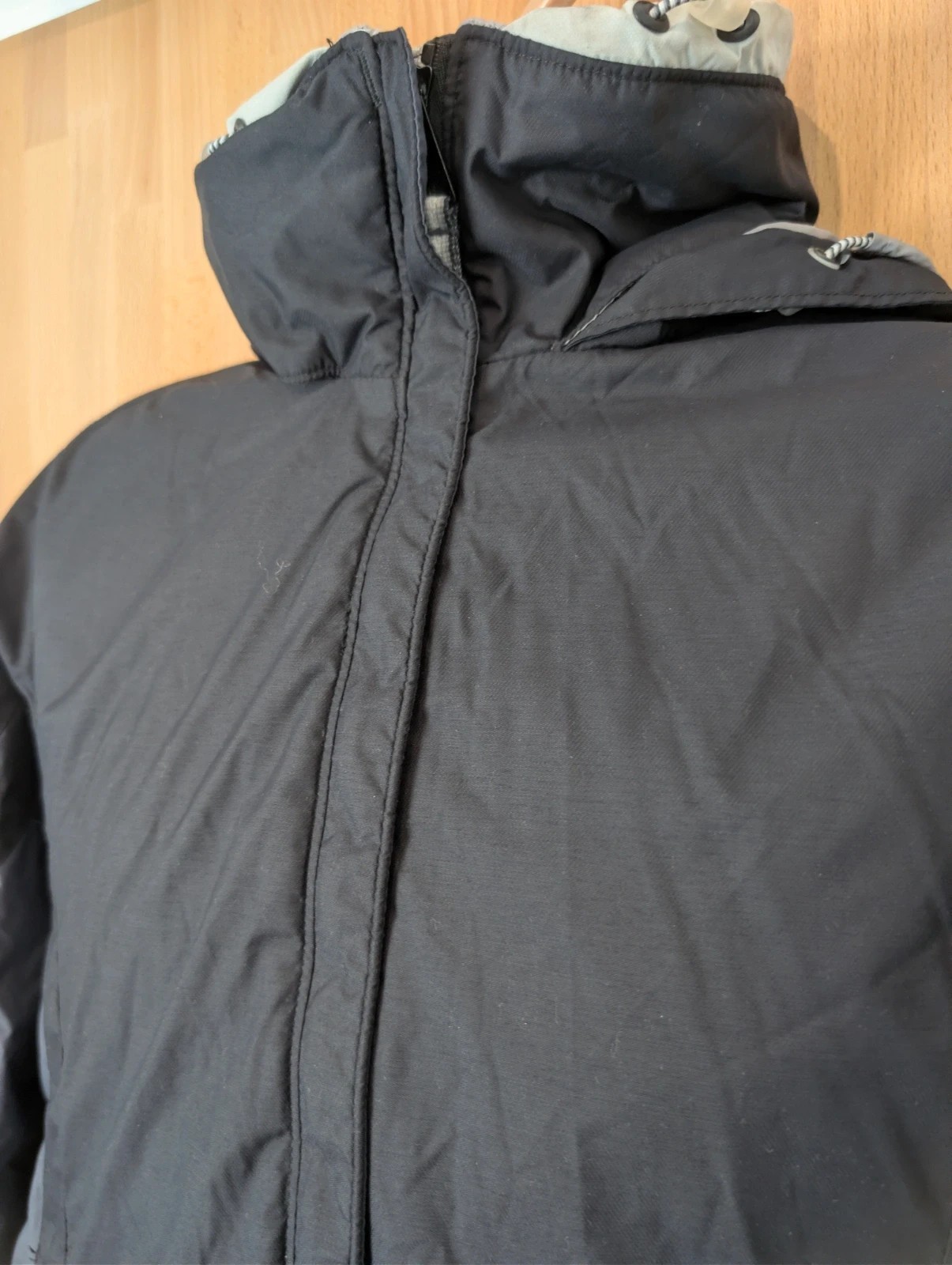 Columbia black/grey fleece lined insulated weatherproof coat. Women's Sml DN1948 image 2