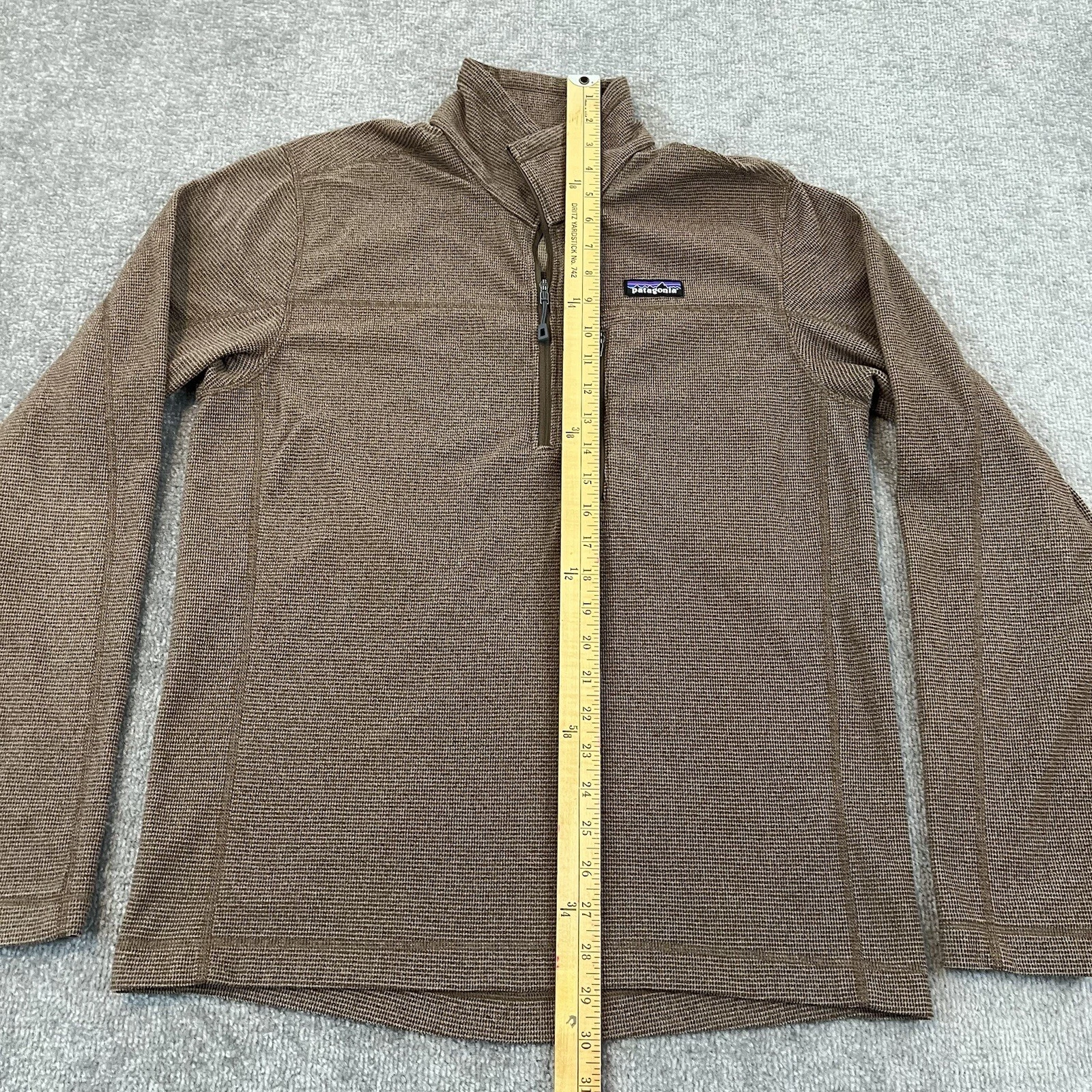 patagonia oakes 1/2 zip fleece pullover light hiking jacket