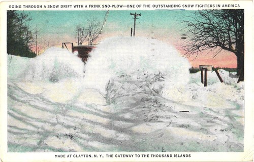 Clayton New York geht durch eine Schneeverwehung mit einem Frink Sno-Pflug Postkarte