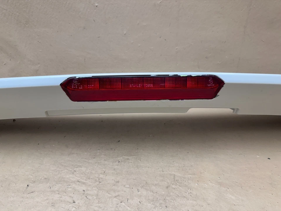 NICE! 2014-2018 SUBARU FORESTER Rear Spoiler White OEM 96031SG000 14-18 Japan Foto 2 de 4