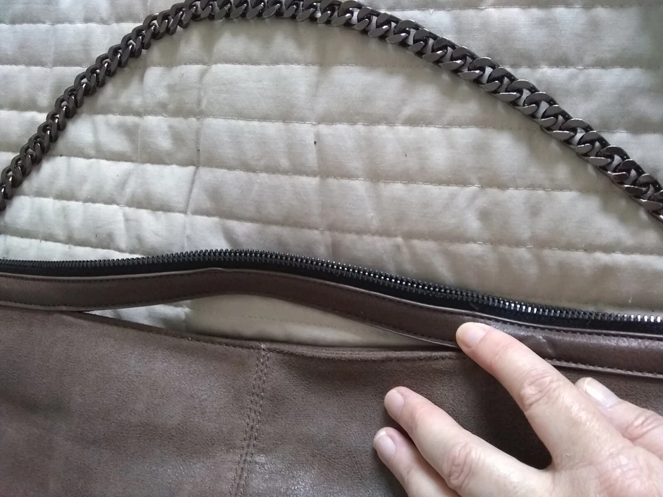 Handbag - Image 3 of 4