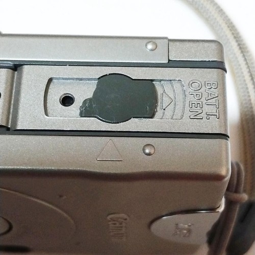 Canon IXY Compact Digital Camera Silver 2.1MP PC1001 Japan Used Tested - Picture 8 of 9