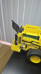 LEGO Technic 42030 Volvo L350F Wheel Loader - READ DESCRIPTION - No Remote