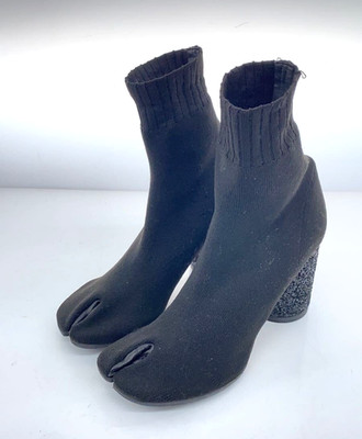 Maison Margiela Tabi Sock Style Short Boots Sz US7 EU37 Black Women s Shoes