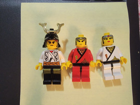 LEGO NINJA Emperor&rsquo;s Stronghold 3053 & Fire Fortress 3052 - 95% Comp with Manual