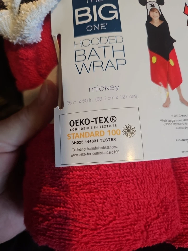 Новая ванна с капюшоном Disney Mickey Mouse 25 дюймов на 50 дюймов - Изображение 3 из 4
