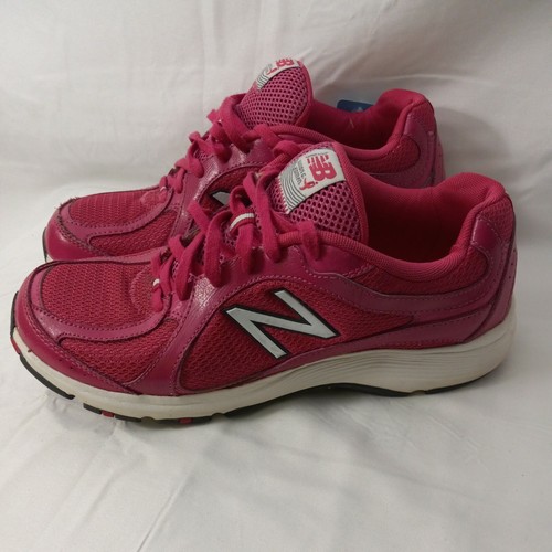 New Balance Womens Size 9 Susan G Komen 