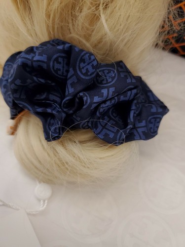tory burch scrunchie