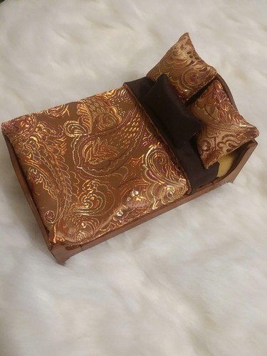 Dollhouse Miniature 1:12 Scale Oriental Gold Full Size Comforter Set - Picture 5 of 5