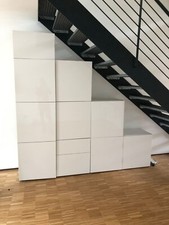 Ikea Aufbewahrungssystem BESTÅ mit Türen In Glanz Weiß