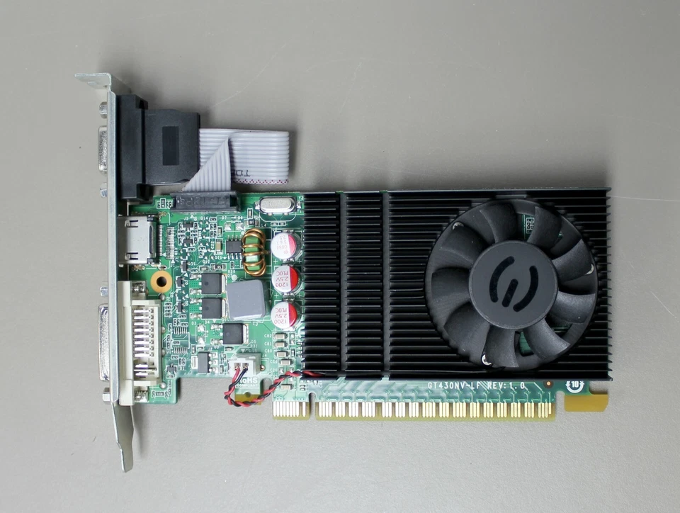 NIB NVIDIA GeForce GT430 PC Video Graphics PCI Express 2.0 Card 1024MB DDR3 VRAM - Image 4 of 4