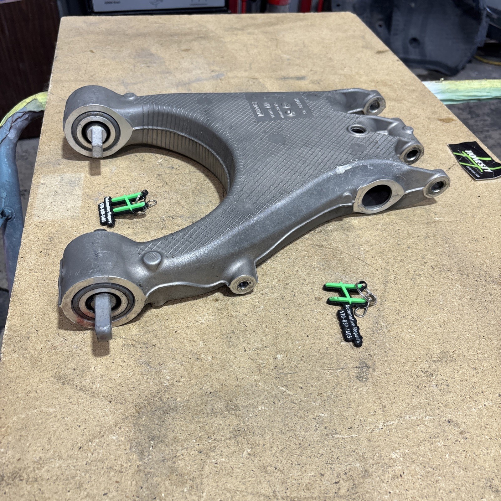 🏎️ 2017–2020 Ferrari 488 GTB Left Rear Lower Control Arm – OEM #314776