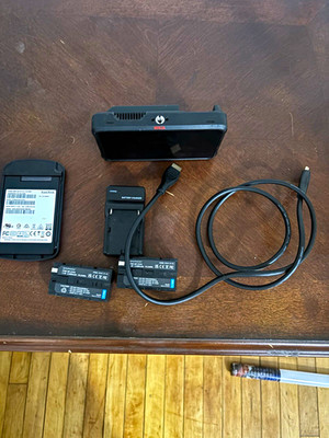 Atomos Ninja V Monitor with 512GB SSD and Battery Kit