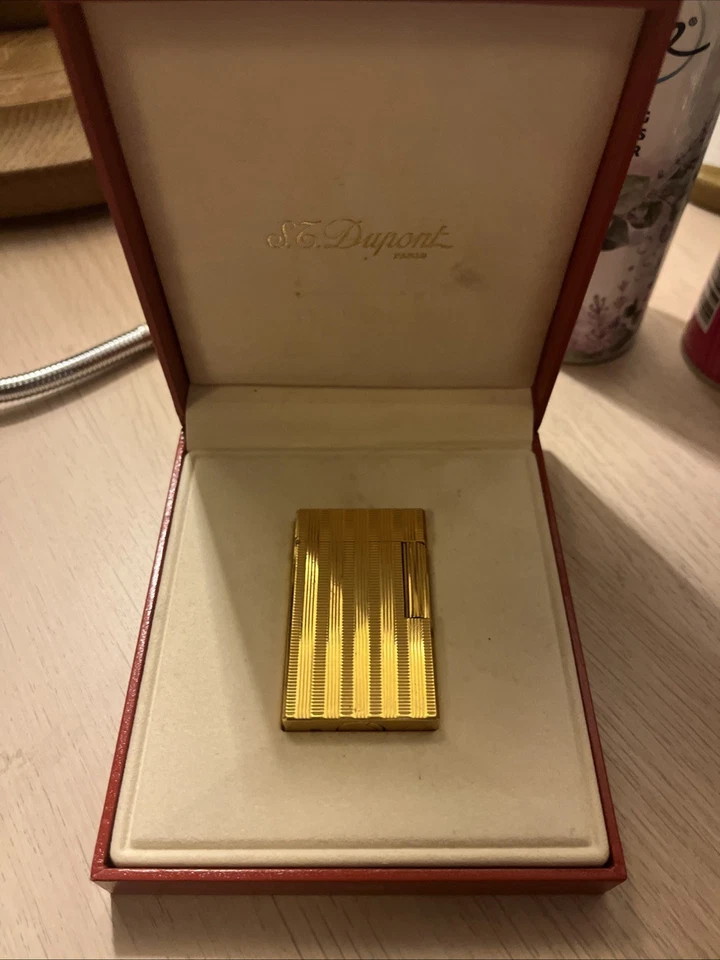 S.T. Dupont Ligne 2 Feuerzeug mit vertikalen Linien, Full Set, Neuwertig - Bild 2 von 4