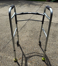 Adjustable Height Lightweight Walking Frame Walker, 2 Wheels, Aluminum, Silver