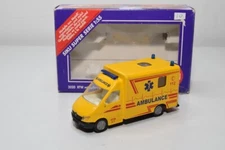 B67 1:55 SIKU 2020 MERCEDES-BENZ RTW WITH BOX BODY RESCUE VAN AMBULANCE MIB