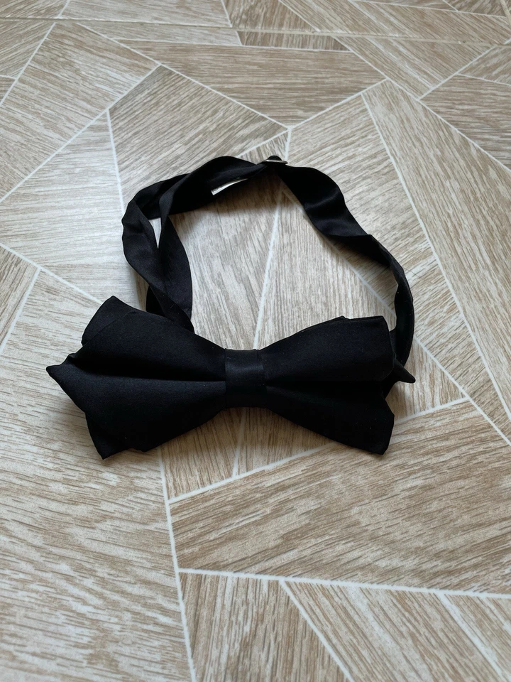 Pajarita X2 Vintage 100% Seda Diseñador Italia Pietro Filipi Rayas Gay y Negra Foto 3 de 4