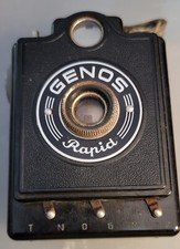 Vintage 1950's GENOS Rapid Black German Box Viewfinder Film Camera w/ Case