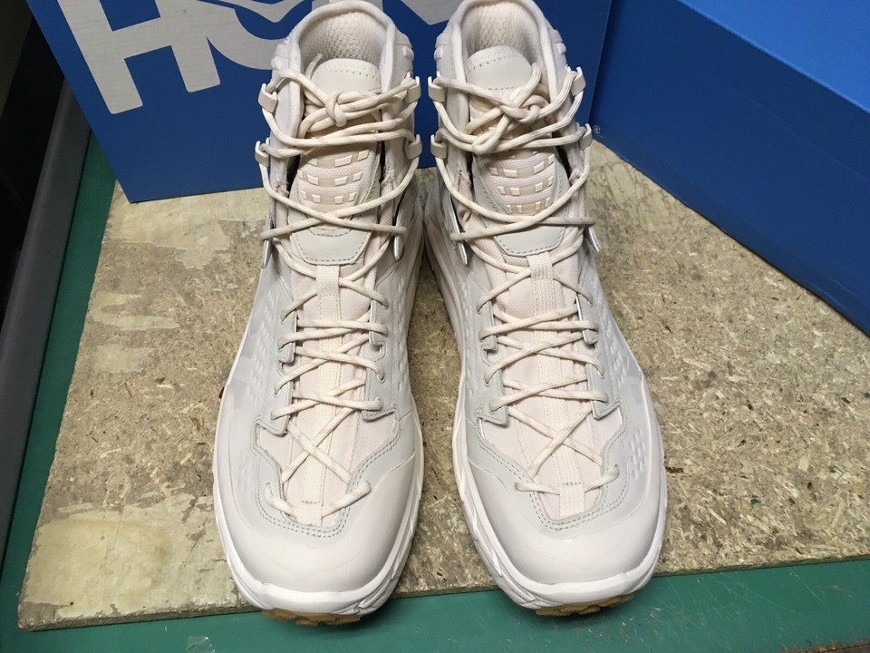 DS MENS HOKA ONE ONE Tor Ultra Hi 3 Suede and Hiking Boots EGGNOG SZ 8