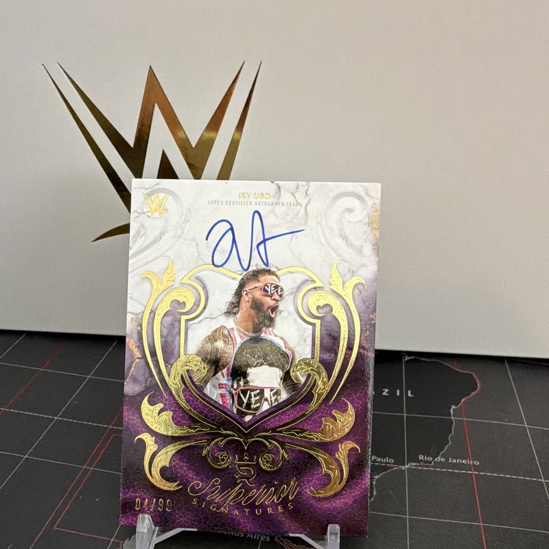 Topps Royalty WWE Jey Uso Superior Signatures 04/99