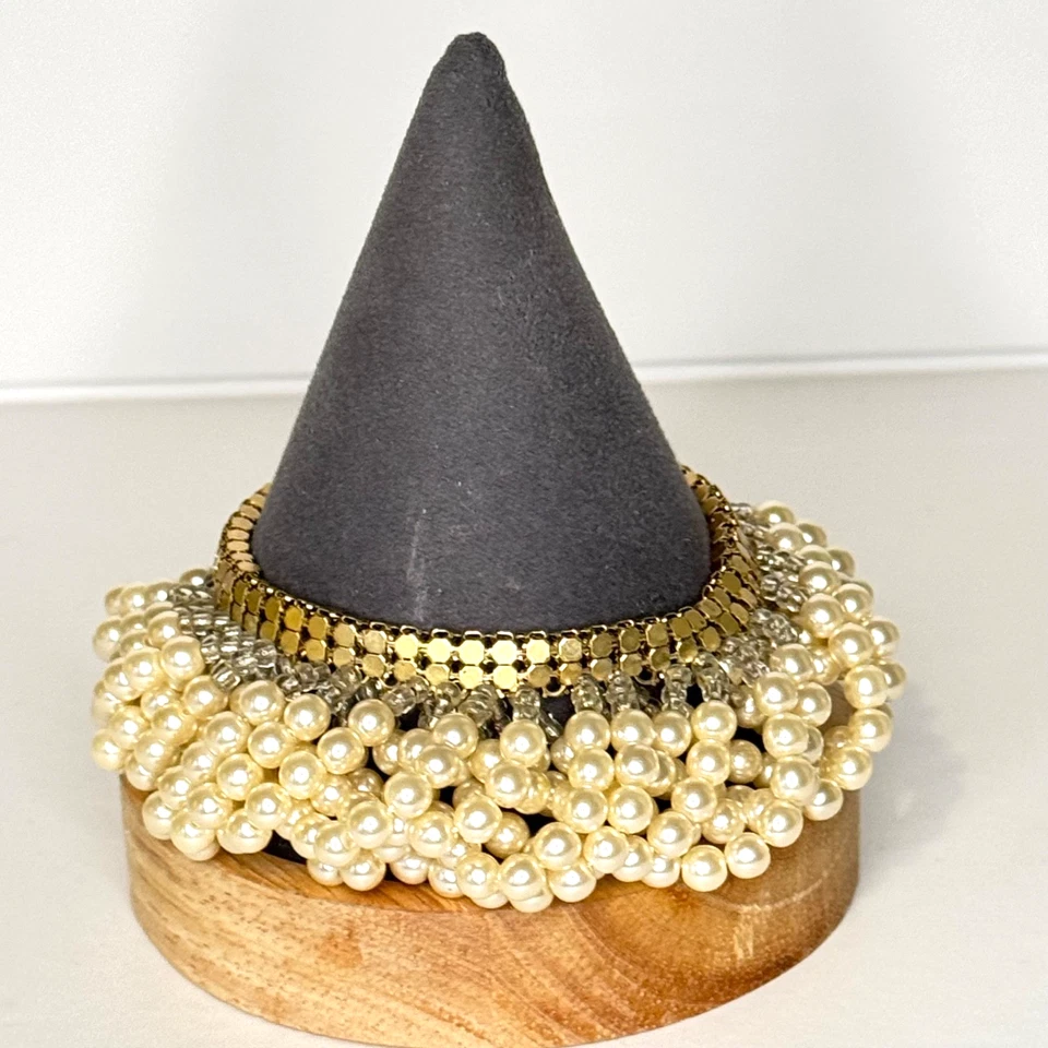 Pulsera J Crew imitación perlas cuentas malla tono dorado Foto 2 de 4