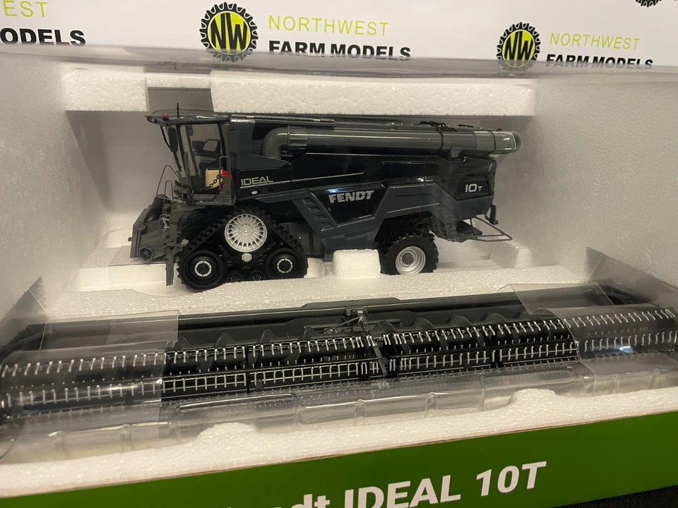 UNIVERSAL HOBBIES 6624 1:32 SCALE FENDT IDEAL 10T COMBINE HARVESTER - Image 2 of 4