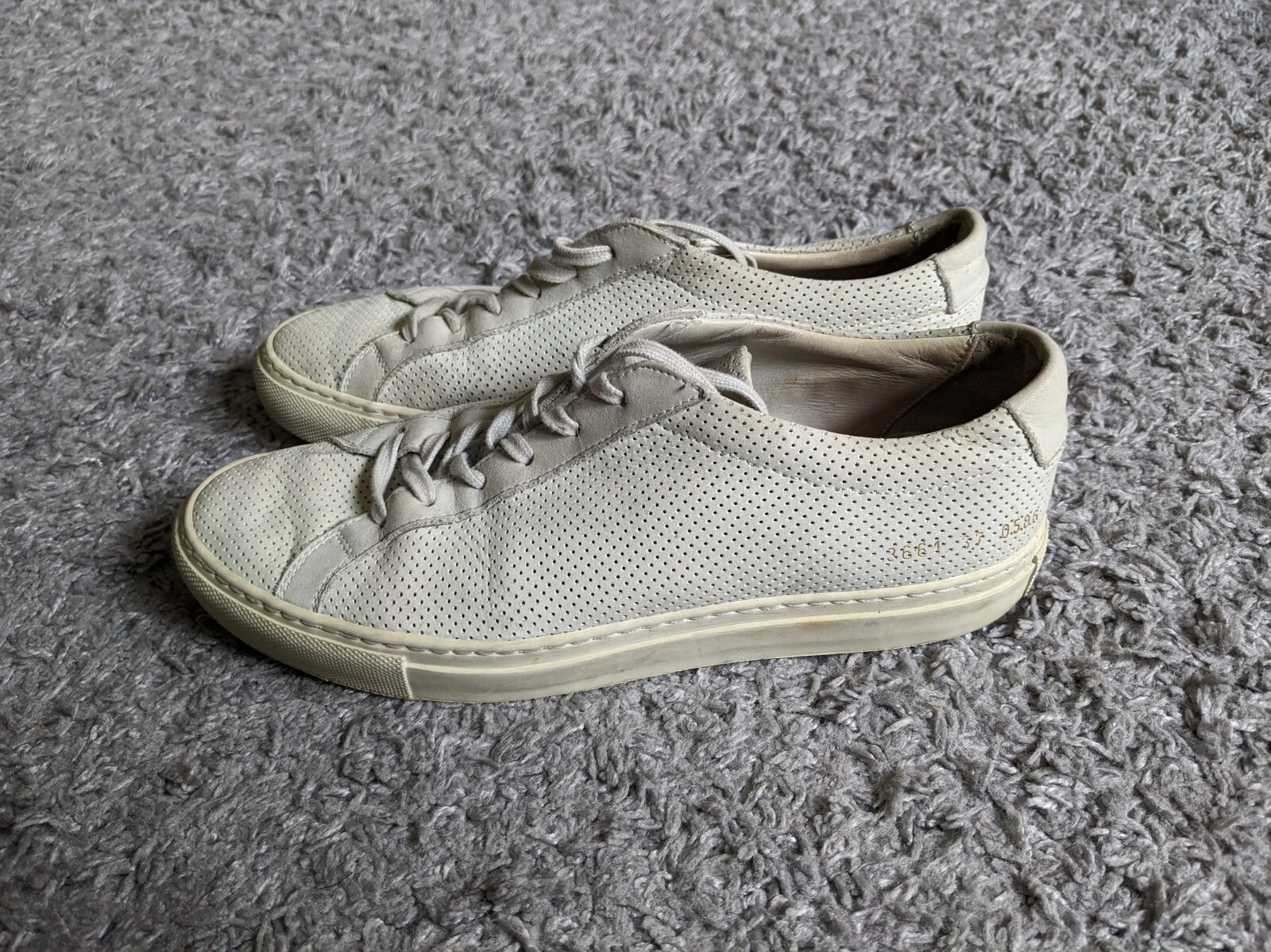 SCARPE DA DONNA COMMON PROJECTS ACHILLES BASSE TRAFORATE taglia 37 EU