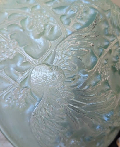 Phoenix/Consolidated Glass Company GREEN Cockatoo Parrot Large 13" Bowl - Picture 10 of 15