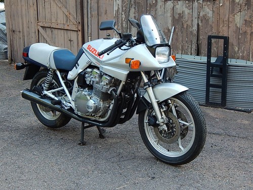 1982 Suzuki GSX / Katana - Picture 4 of 40