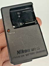 Genuine Nikon MH-63 Class 2 Nikon Digital Camera Battery Charger 4.2V 0.55A