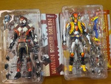 S.H.Figuarts Kamen Rider Valen Chocodon & Vram Pudding Custom Set New