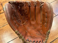Vintage WILSON PRO SPECIAL 114 RHT GEORGE BRETT Baseball GLOVE MITT
