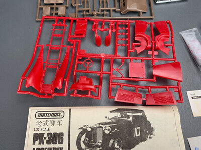 1-32 Classique Matchbox M.G. TC Sports Car Plastic Model Kit 1-32 Classique Matchbox M.G. TC Sports Car Plastic Model Kit