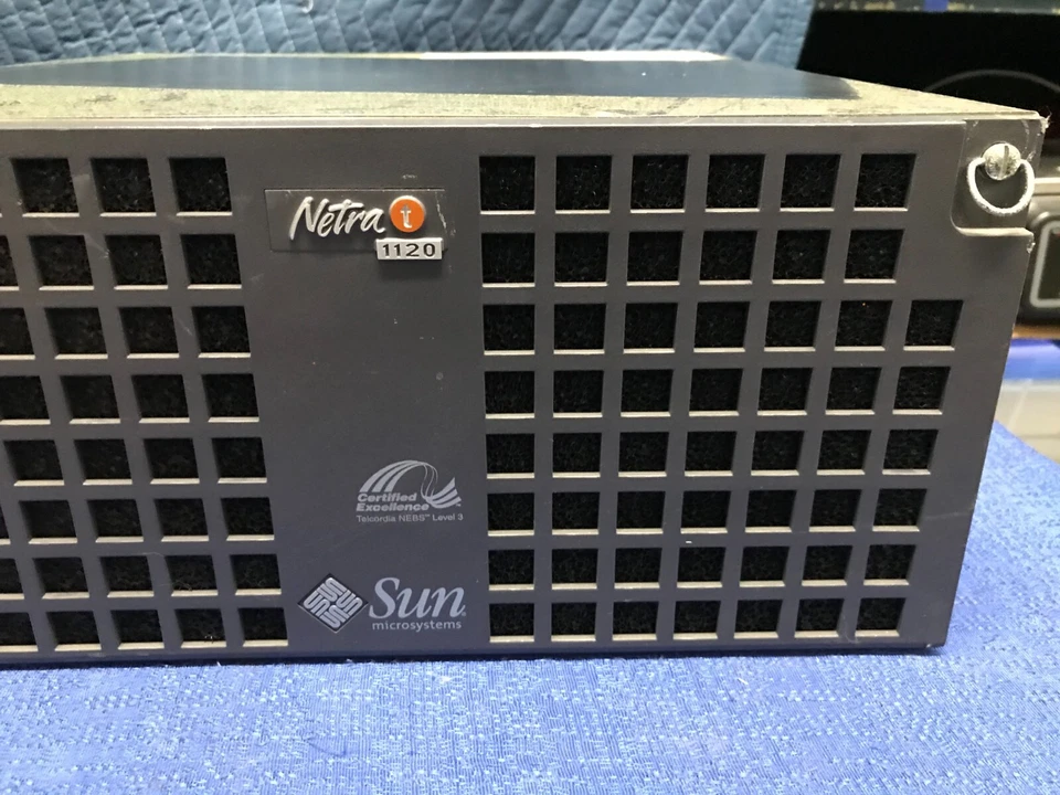 Sun Microsystems Netra T1120 Sun Server UltraSPARC II processor with Power Cord - Image 3 of 4