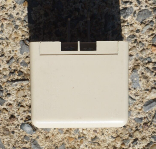Ault Plug In Class Transformer 308-1051-000E Input 120VAC 60Hz .20A - Picture 3 of 4