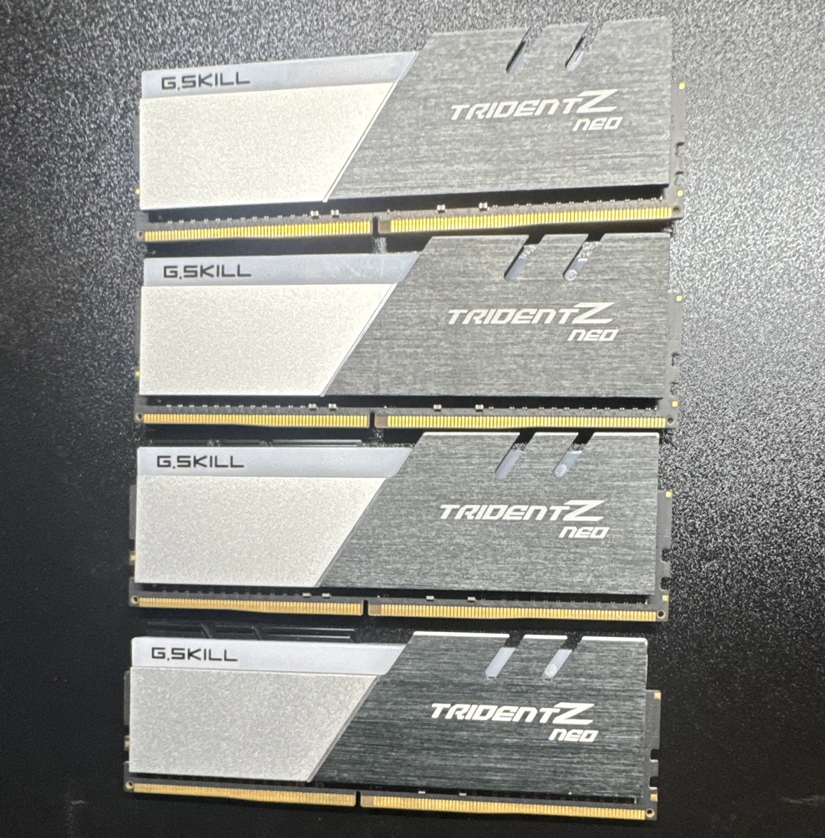 16 GB Capacity per Module DDR4 SDRAM Memory (RAM) 4 Modules for