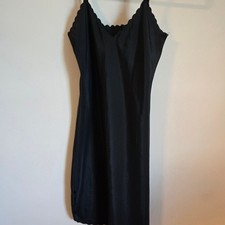 Saks Fifth Avenue VINTAGE Black S Small Sz 32 Slip Dress Midi Scalloped Hem Y2K