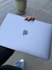 2020 MacBook Pro 13 OS 11.1