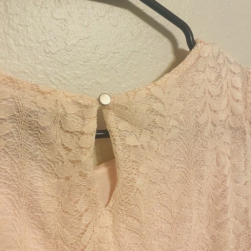 Liz Claiborne Light Pink Sleeveless Lace Blouse Med Gathered Neck Bubble Hem - Picture 5 of 5