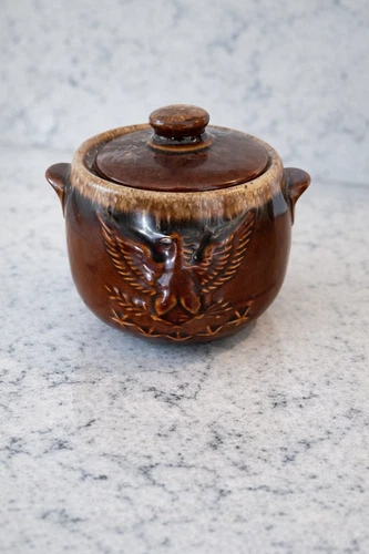 Hull USA Brown Drip Glaze Covered Bean Pot Crock Eagle Motif Ovenproof READ
