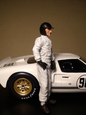 1/18 FIGUR  KEN MILES  VROOM  BEMALT  FUR  MI...