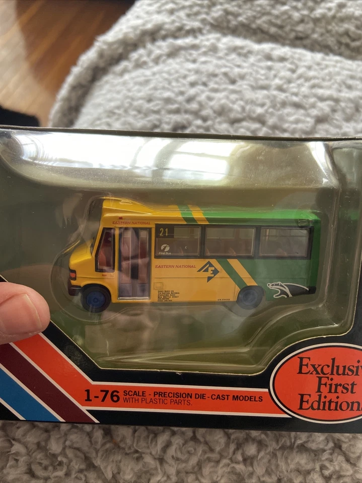 EFE 1/76 - 24801 MERCEDES BENZ 709 REEVE BURGESS BEAVER - Image 3 of 4