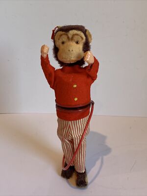 G.B.C. TOYS CHARLIE CHIMP THE HULA EXPERT WIND UP Monkey JAPAN Works
