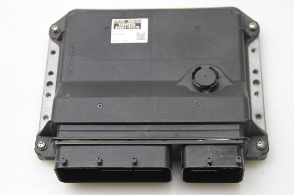 TORIページ TOYOTA PRIUS W30 2010 1.8 HYBRID 8966147270 2753007384
