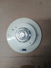 (1) Simplex 2098-9202 Photoelectric Smoke Detector With Heat Element
