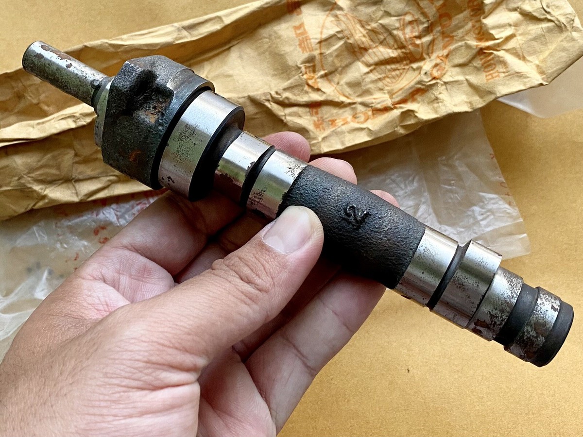 NOS JAPAN HONDA CB125AK3 CD125K3 CD125K4 CD125K5 CAM SHAFT NOS JAPAN HONDA CB125AK3 CD125K3 CD125K4 CD125K5 CAM SHAFT