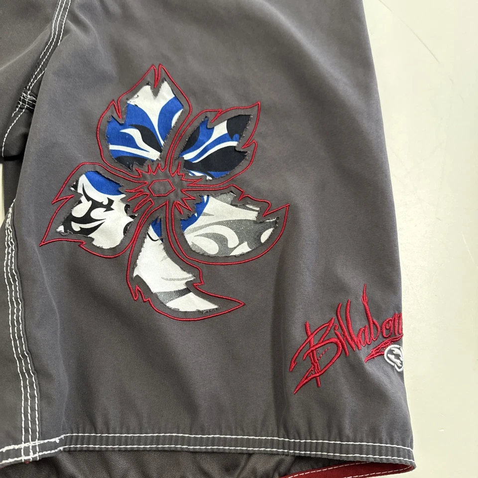 Pantalones Cortos De Colección Billabong Talla 32 Bordado Logo Baúles Floral Surf Y2K Foto 3 de 4