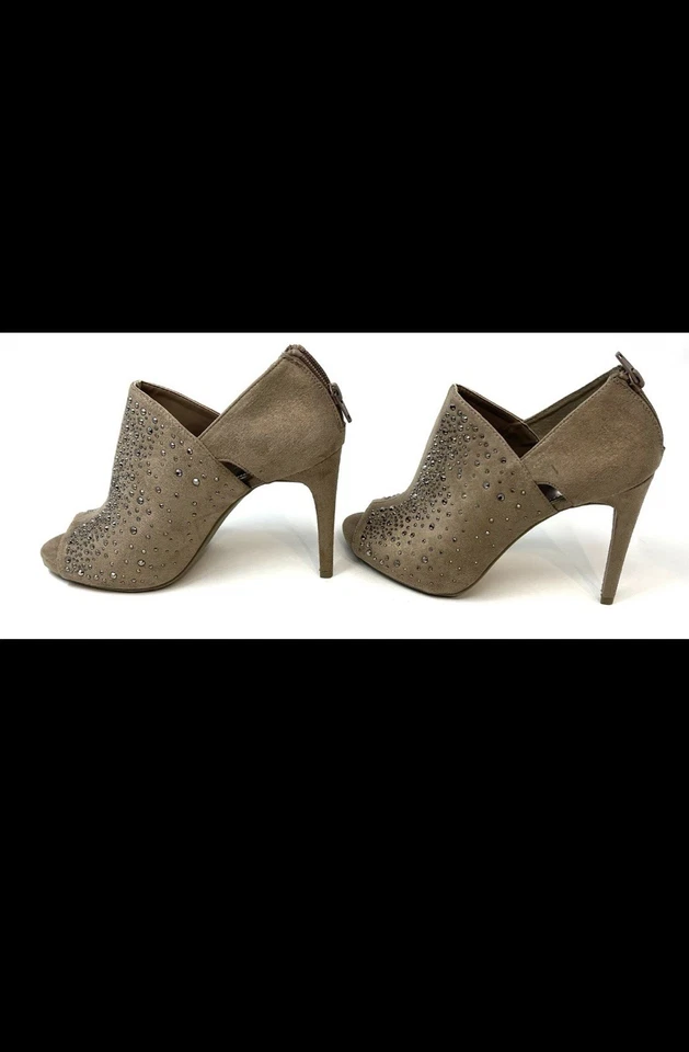 Jennifer Lopez Jezabelle Taupe Gamuza Tela 4" Tacones Talla 8 con caja Foto 4 de 4