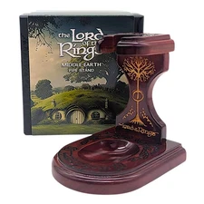 Lord of the Rings Shire Pipes Licensed MIDDLE EARTH Cherry Wood Pipe Stand
