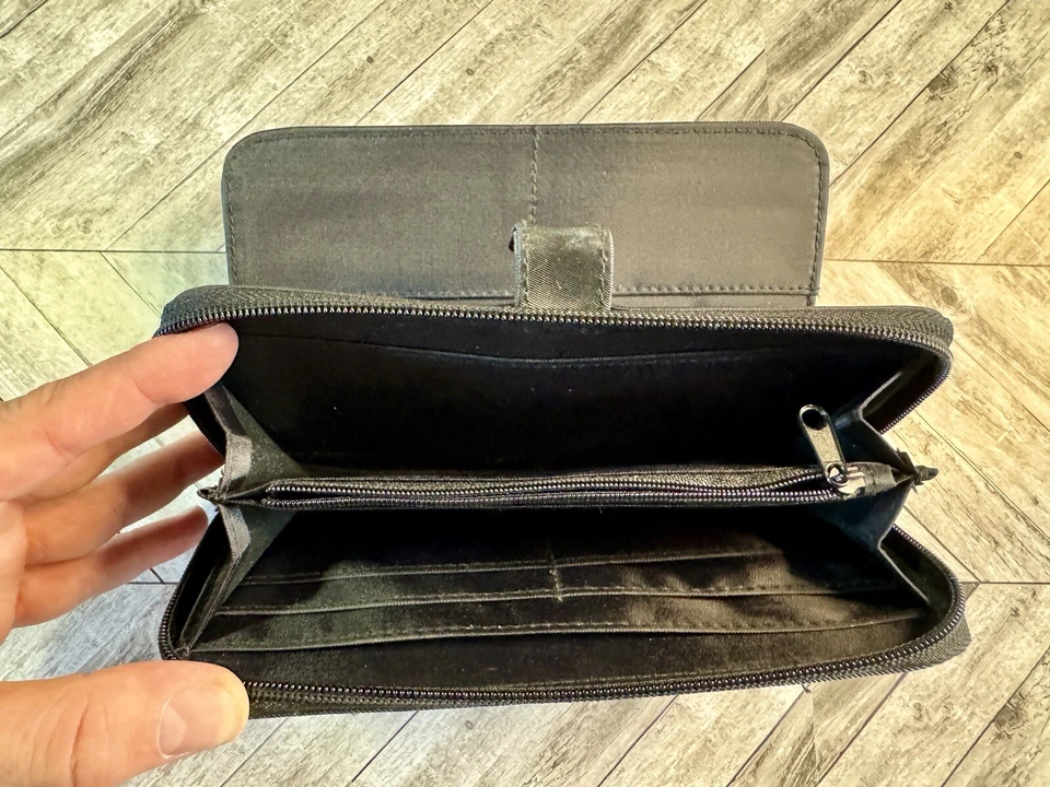 Kenneth Cole Reaction Cartera Mujer Cremallera Alrededor Cartera Negra Clásica Moda Cartera Foto 3 de 4